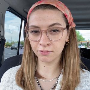 Meet your Posher, Ashley